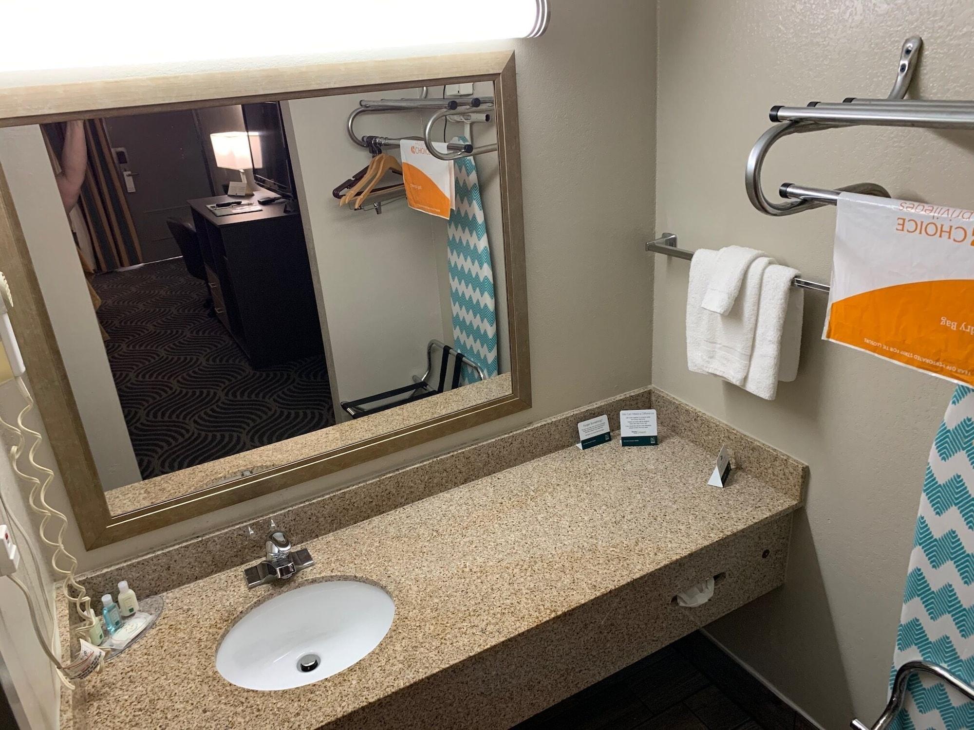 Quality Inn Newport Kültér fotó
